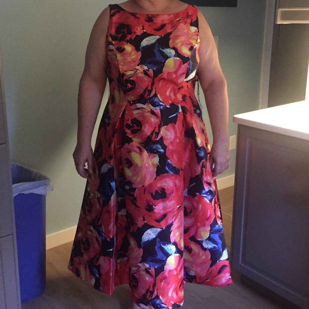 It's time for that summer wedding or party!